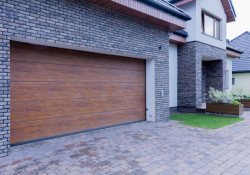 Skilled UrCovered Construction team installed custom-designed garage in Hendersonville, TN