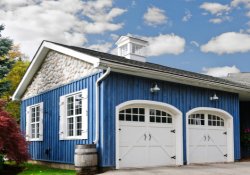UrCovered Construction team building a custom garage in Franklin, TN, with attention to detail and quality